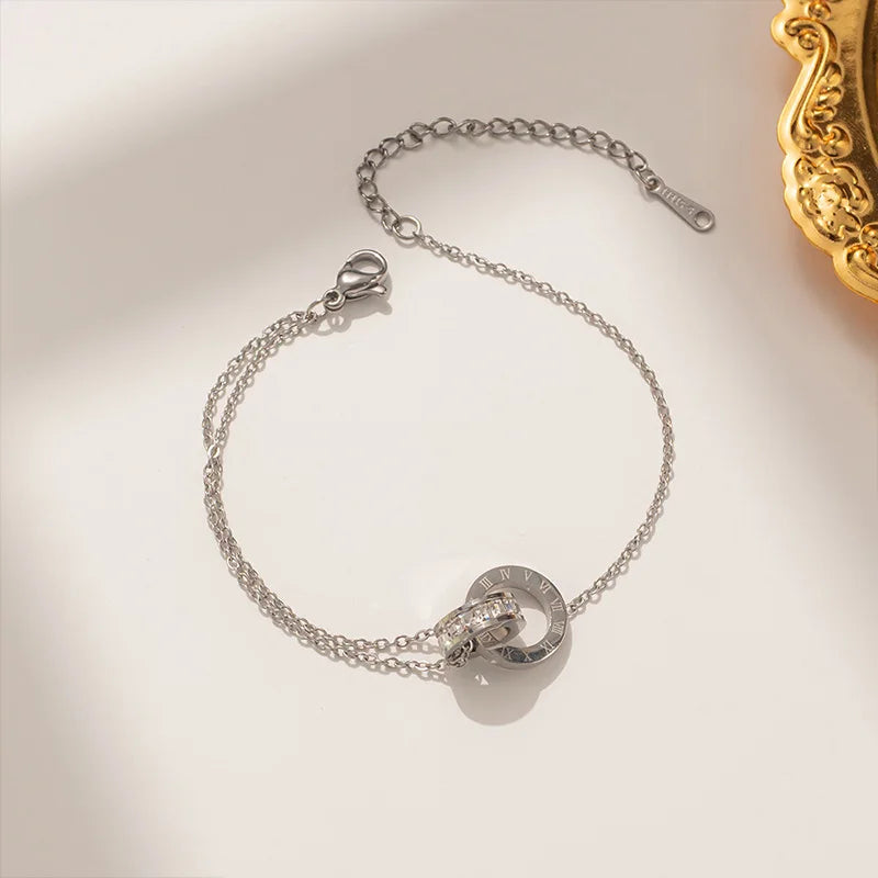 Interlocking Circle Chain Bracelet
